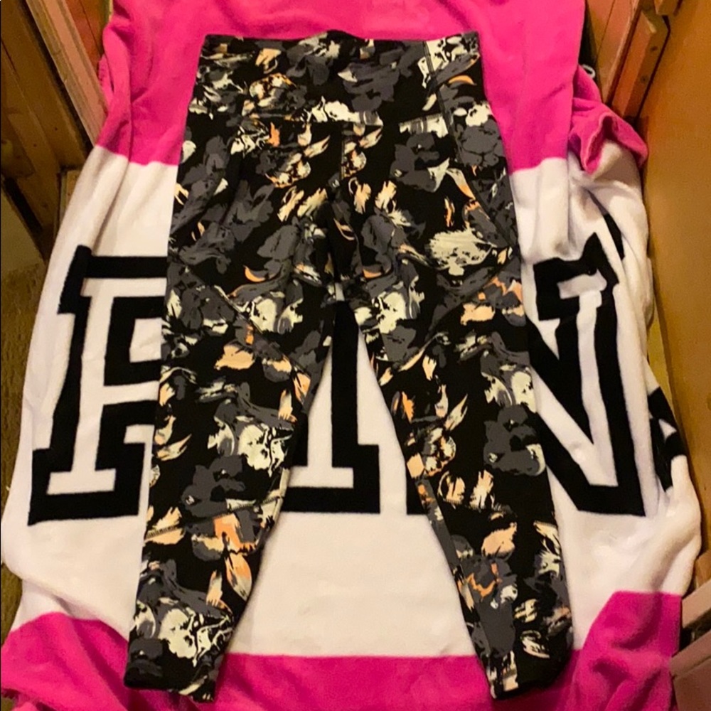 Lane Bryant leggings size 14/16